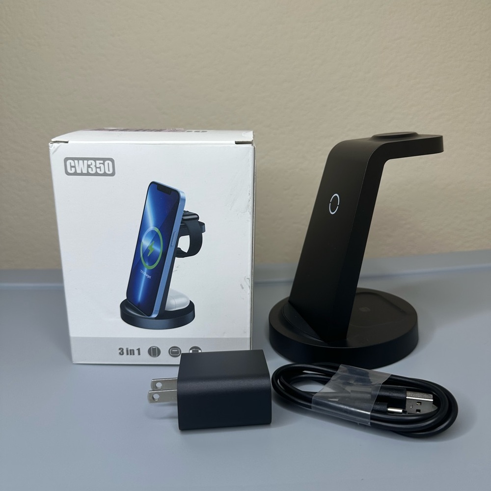 New! Black Wireless Charging Stand CW350